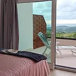 Mirador Playa De Oyambre-vista Al Mar Y Jardin بيت للعطل *