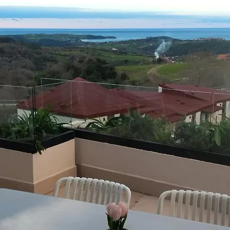 Mirador Playa De Oyambre-vista Al Mar Y Jardin