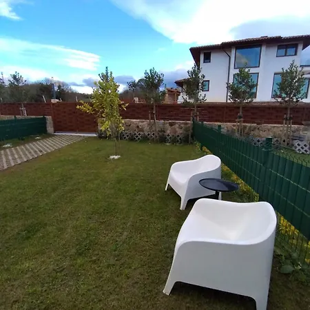 Ferienhaus Mirador Playa De Oyambre-vista Al Mar Y Jardin *