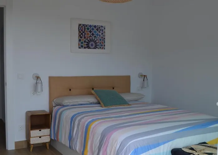 Mirador Playa De Oyambre-vista Al Mar Y Jardin * Canales (Cantabria)