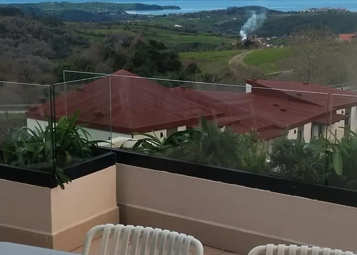 Mirador Playa De Oyambre-vista Al Mar Y Jardin