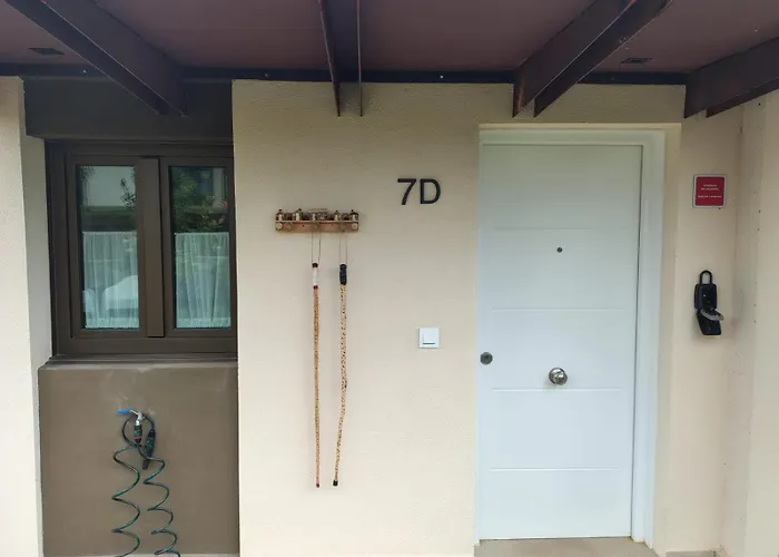 Hébergement de vacances Mirador Playa De Oyambre-vista Al Mar Y Jardin