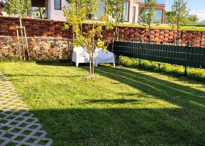 Mirador Playa De Oyambre-vista Al Mar Y Jardin *